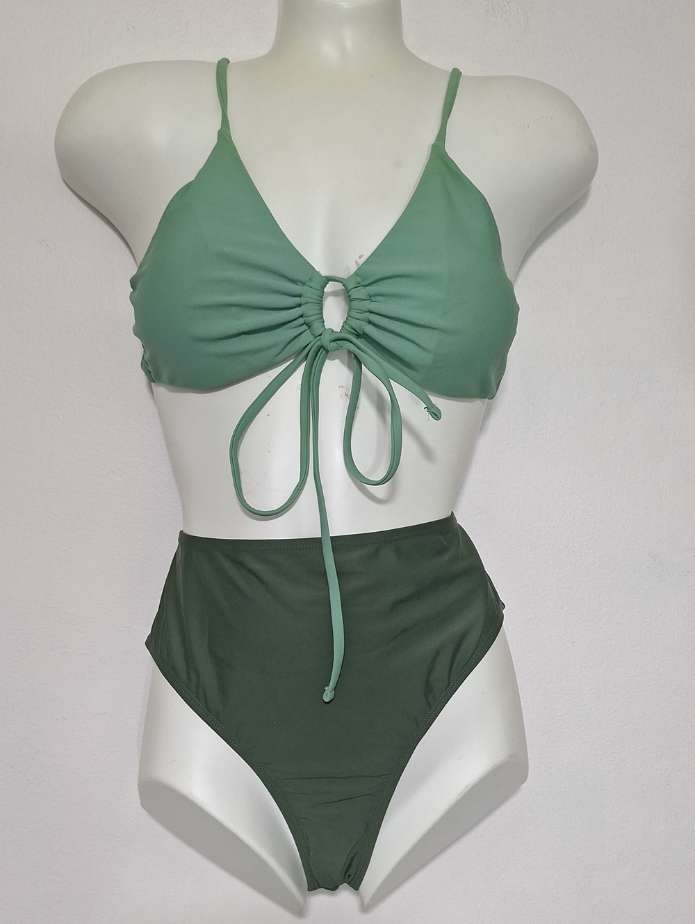 Ruched Ring Green Bikini Set — Women’s Two-Piece Swimwear